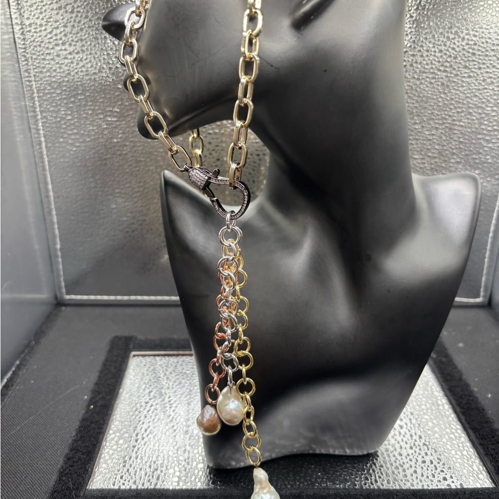 Elegant Gold and Silver Chain Necklace with Baroque Pearls Removable - Picture 4 of 6
